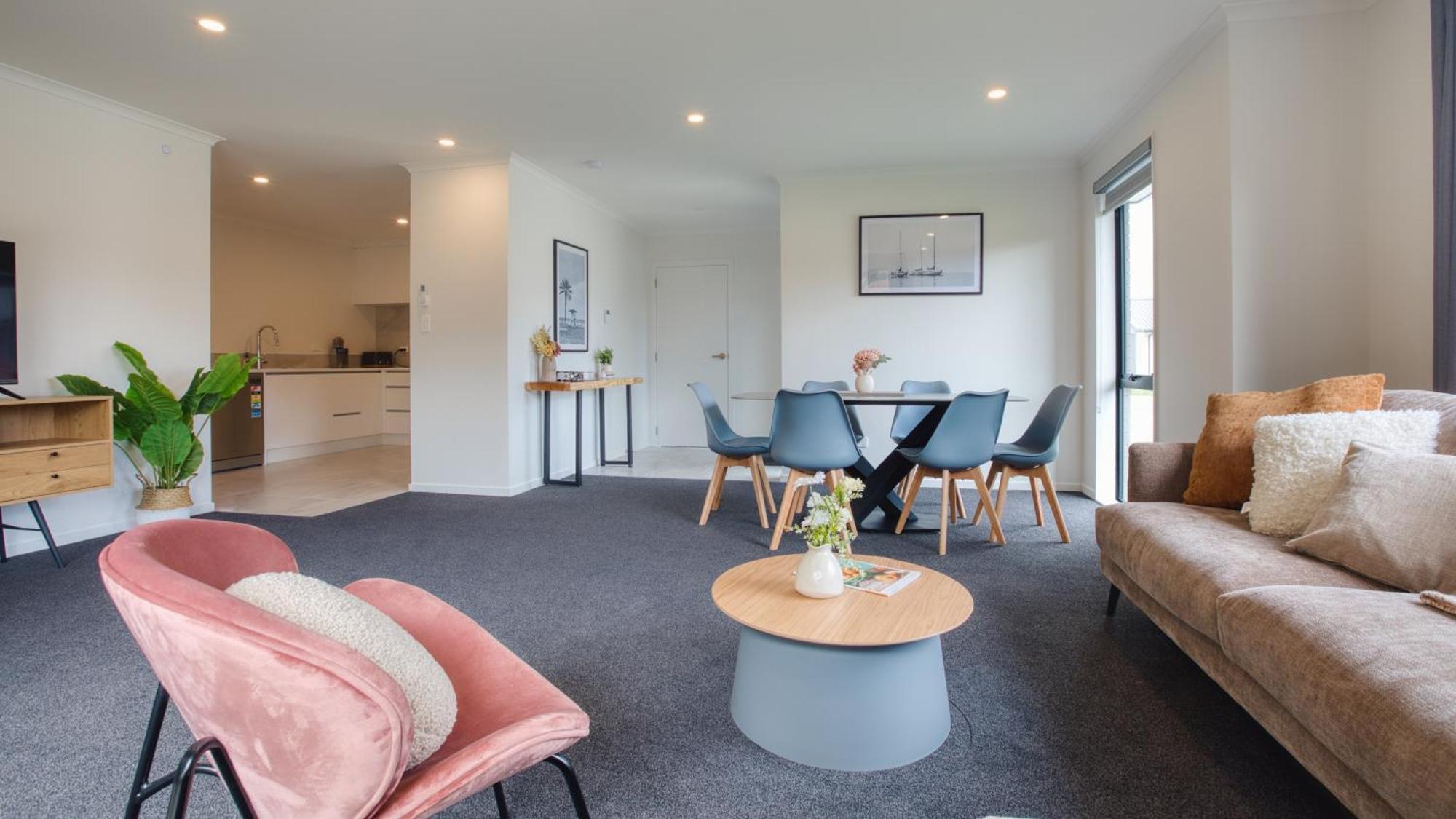 Stylish 4 Bedroom House Brand New In Rotorua Bagian luar foto