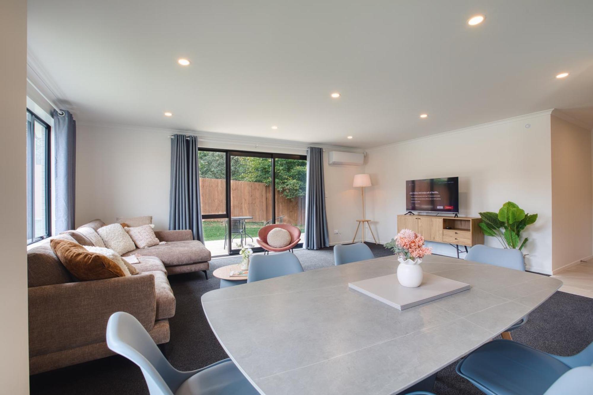 Stylish 4 Bedroom House Brand New In Rotorua Bagian luar foto