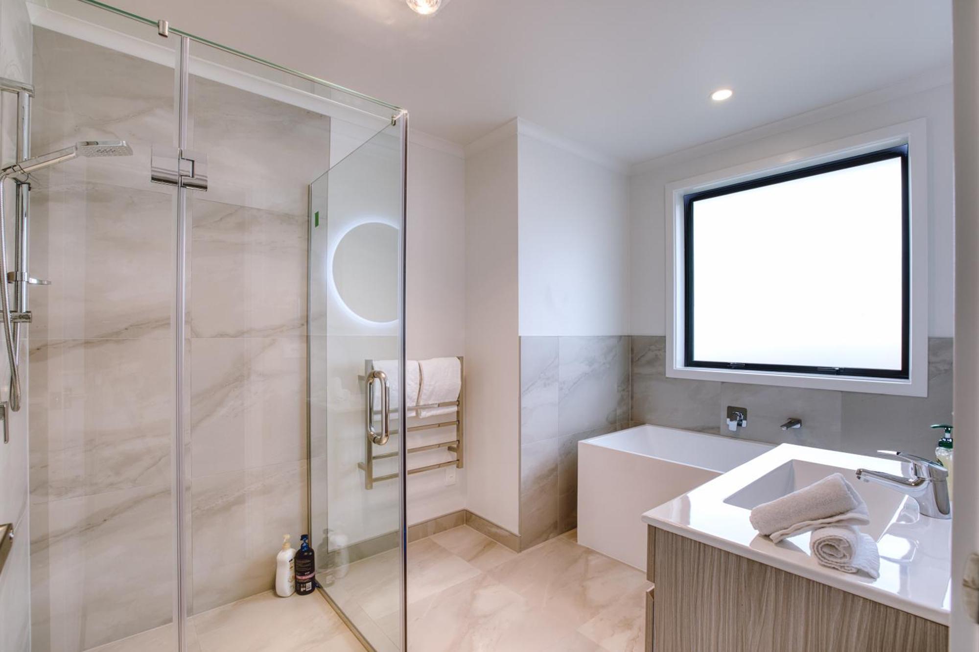 Stylish 4 Bedroom House Brand New In Rotorua Bagian luar foto